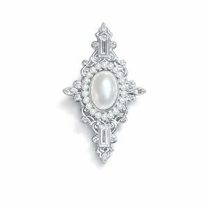 Elegant Silver and Pearl Brooch